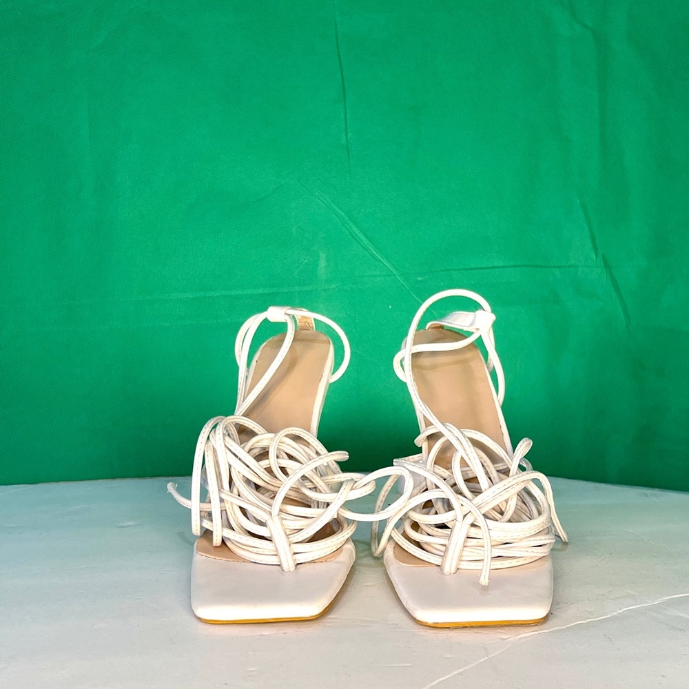 White strapped heal